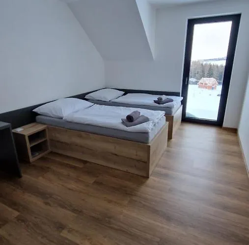 Luxusni Certak Lejlighed *