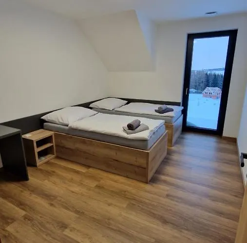 Luxusni Certak Lejlighed *